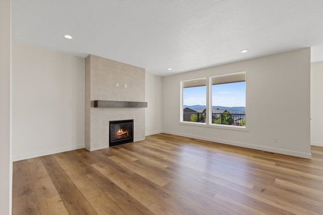 8930 E Ridgeline Ln, Spokane, WA 99217