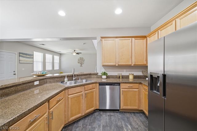 321 Arrowbird Avenue, North Las Vegas, NV 89031