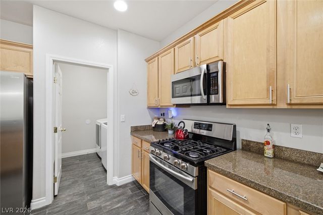321 Arrowbird Avenue, North Las Vegas, NV 89031