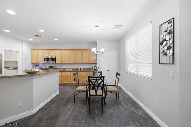 321 Arrowbird Avenue, North Las Vegas, NV 89031