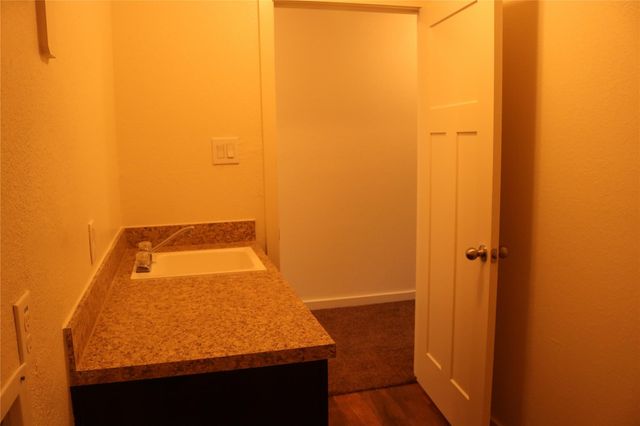 10535 Mills Road 3C, Houston, TX 77070
