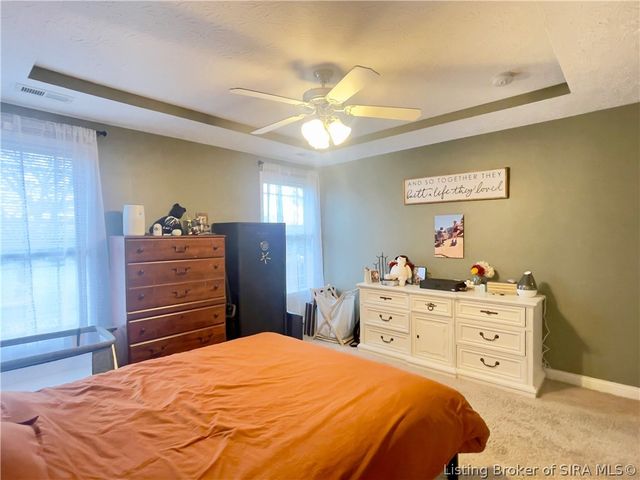 8827 Woodford Drive, Charlestown, IN 47111