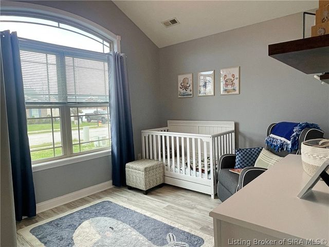 8827 Woodford Drive, Charlestown, IN 47111