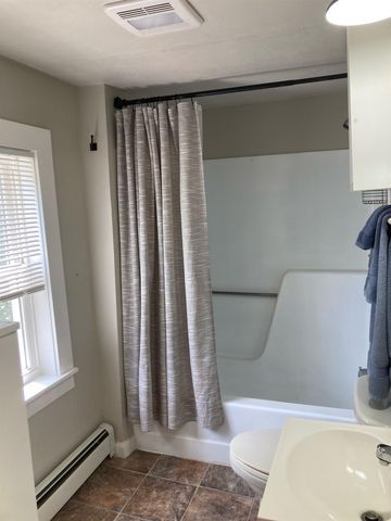 20 Daniel Webster Highway, Plymouth, NH 03264