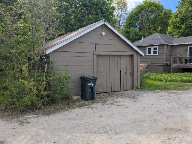 20 Daniel Webster Highway, Plymouth, NH 03264