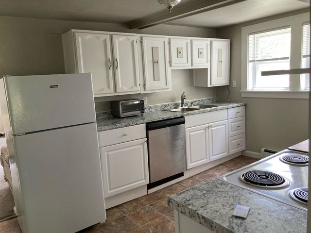 20 Daniel Webster Highway, Plymouth, NH 03264