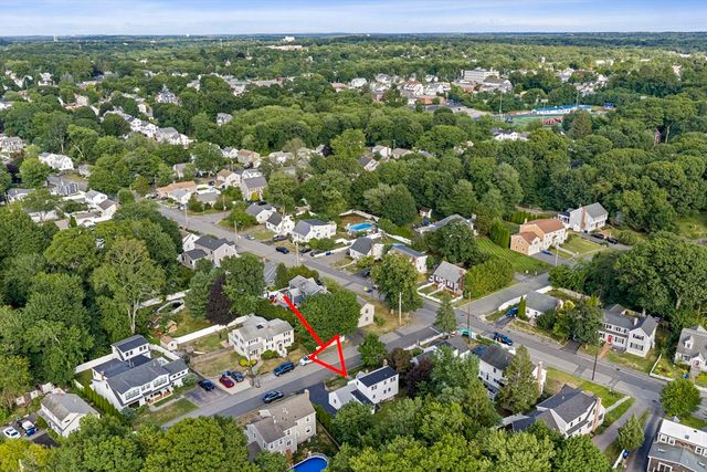 54 Acorn St, Braintree, MA 02184
