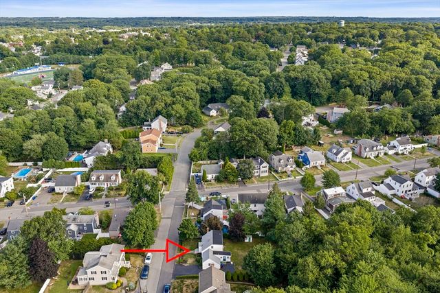 54 Acorn St, Braintree, MA 02184