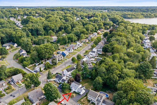 54 Acorn St, Braintree, MA 02184