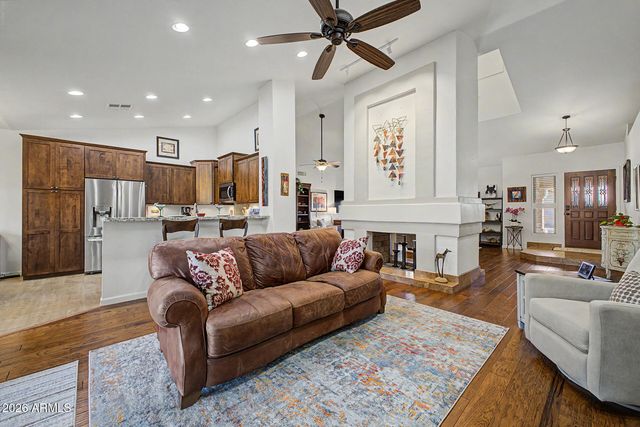 6142 E STAR VALLEY Street, Mesa, AZ 85215