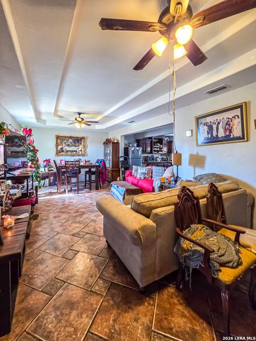 584 Chula Vista, Eagle Pass, TX 78852