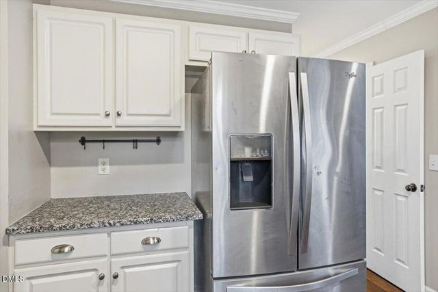 406 Henry Circle, Sanford, NC 27330