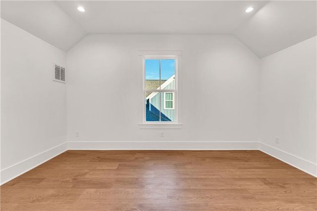 255 11th Street, Fayetteville, AR 72701