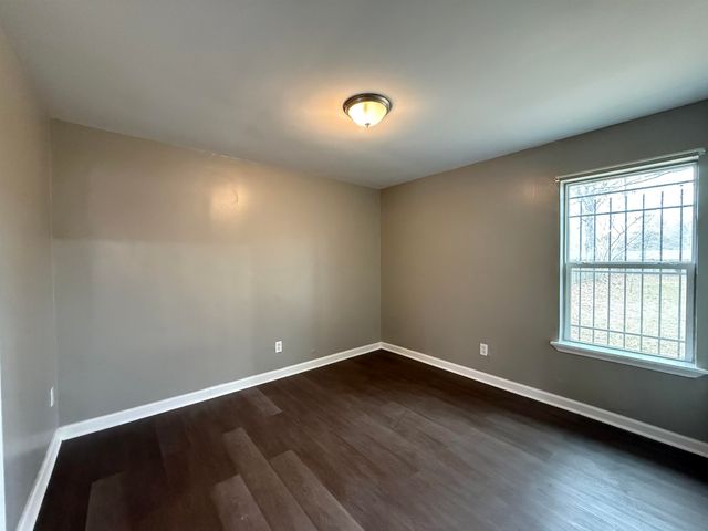 1972 WHITNEY AVE, Memphis, TN 38127