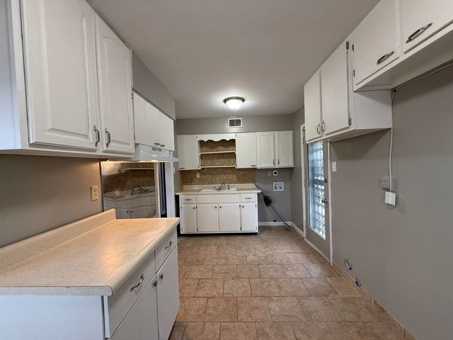 1972 WHITNEY AVE, Memphis, TN 38127