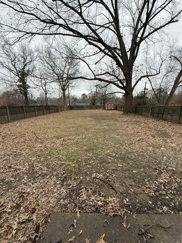 1972 WHITNEY AVE, Memphis, TN 38127