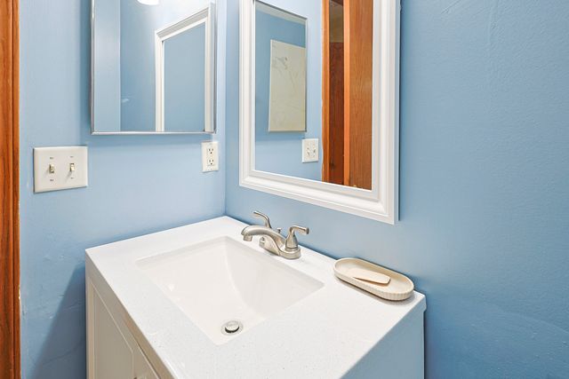 520 CALGARY Way, Belvidere, IL 61008