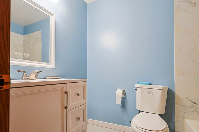 520 CALGARY Way, Belvidere, IL 61008