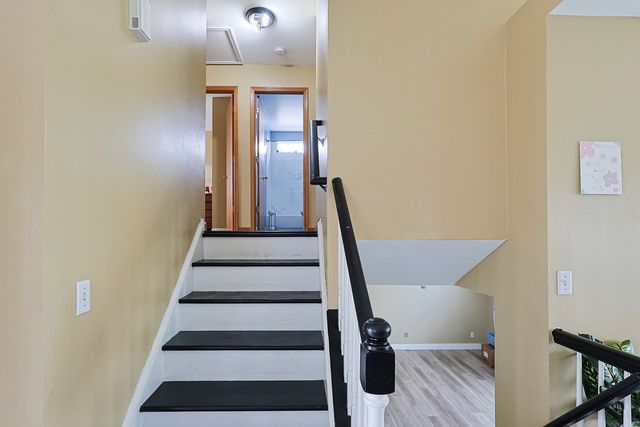 520 CALGARY Way, Belvidere, IL 61008