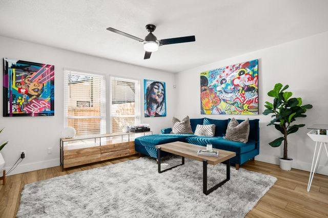 7001 Woodhue DR A, Austin, TX 78745