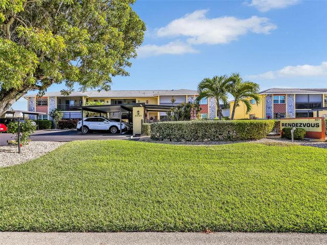 4021 SE 19TH AVENUE 201, Cape Coral, FL 33904