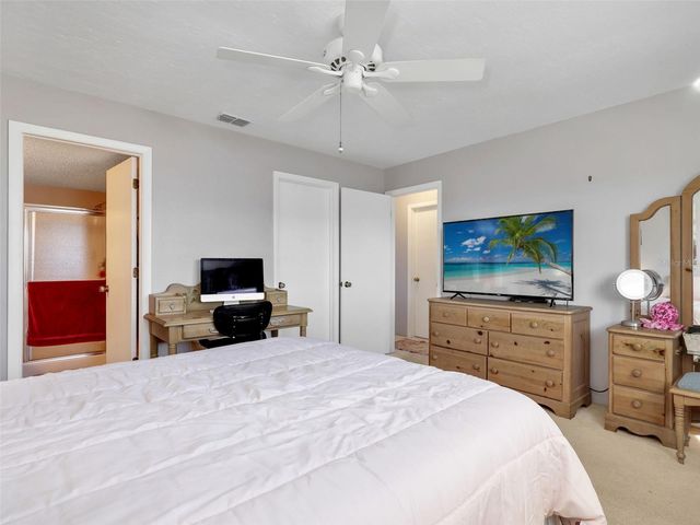 4021 SE 19TH AVENUE 201, Cape Coral, FL 33904