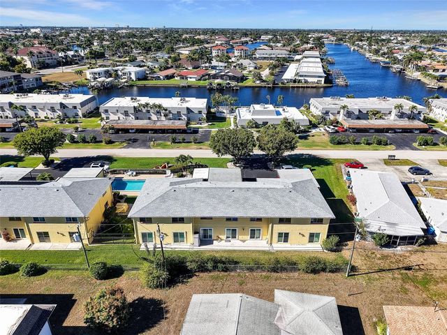 4021 SE 19TH AVENUE 201, Cape Coral, FL 33904