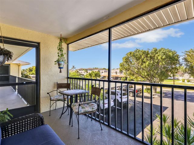 4021 SE 19TH AVENUE 201, Cape Coral, FL 33904