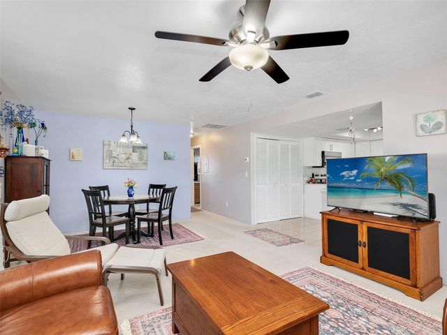 4021 SE 19TH AVENUE 201, Cape Coral, FL 33904