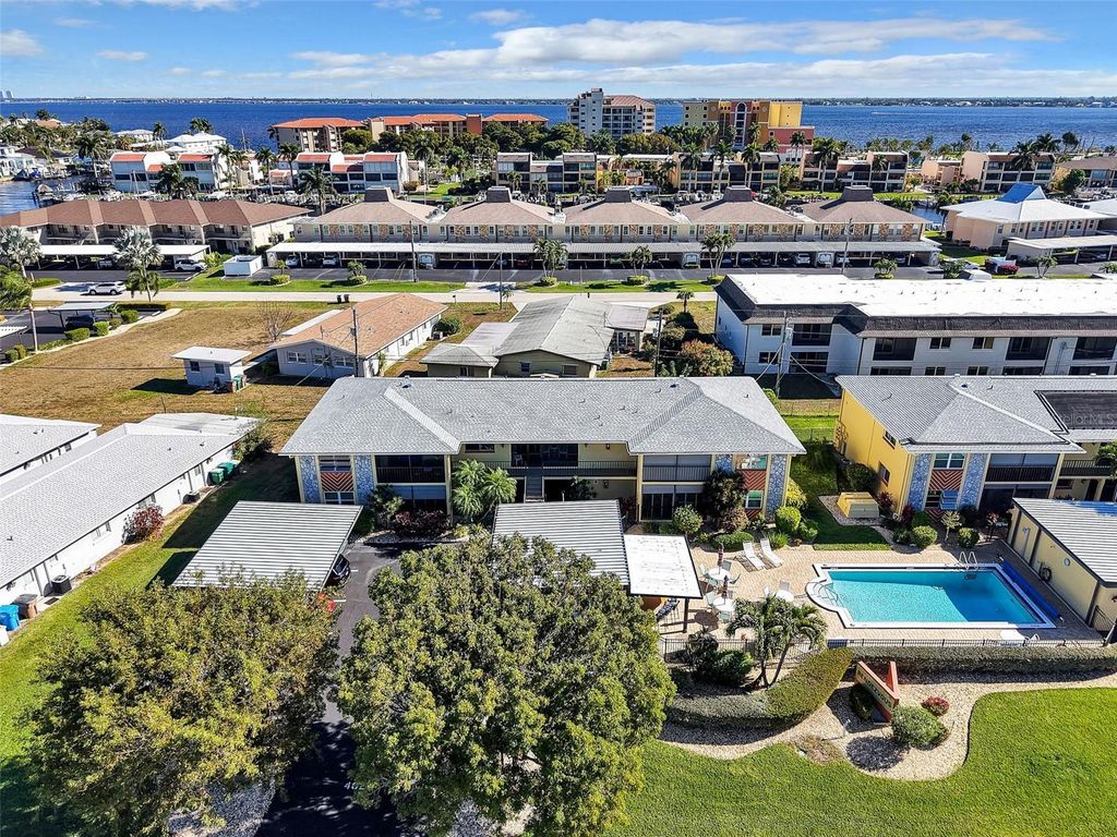 4021 SE 19TH AVENUE 201, Cape Coral, FL 33904