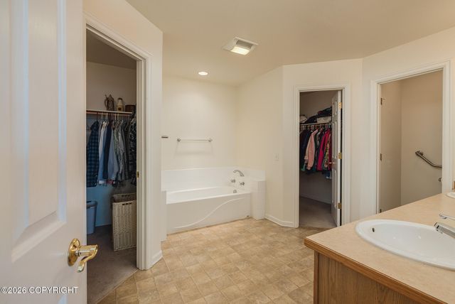 2263 N Kelso Lane, Palmer, AK 99645