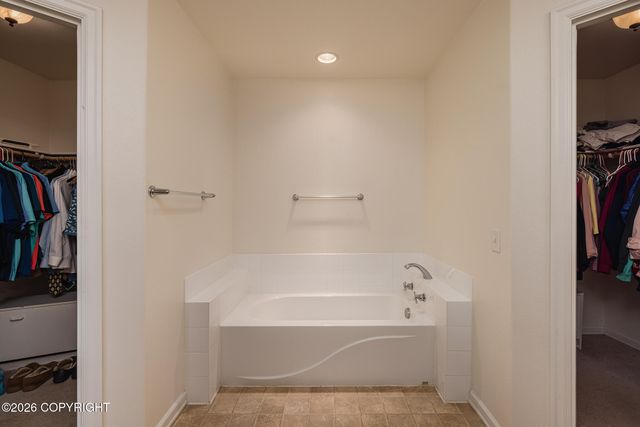 2263 N Kelso Lane, Palmer, AK 99645