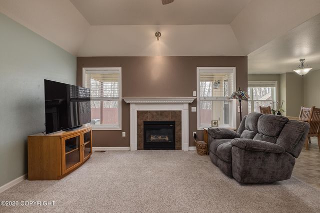 2263 N Kelso Lane, Palmer, AK 99645