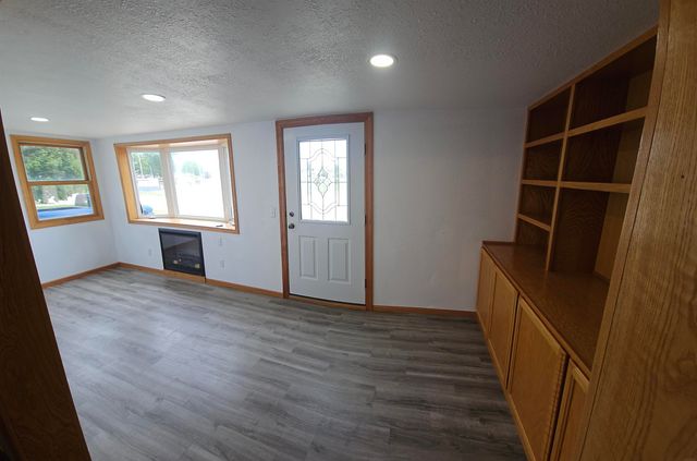 820 Sherman Avenue, Manchester, IA 52057