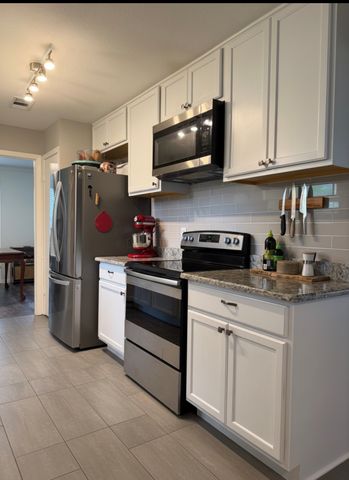 5131 Menefee Drive, Dallas, TX 75227