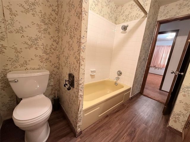 801 S Oak Hill Street, Siloam Springs, AR 72761