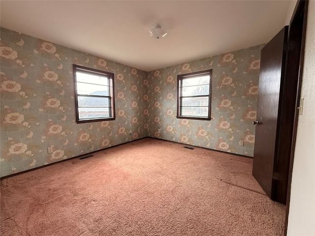 801 S Oak Hill Street, Siloam Springs, AR 72761