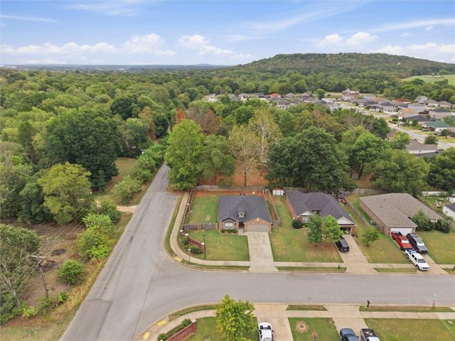 1217 Ashport Street, Springdale, AR 72764