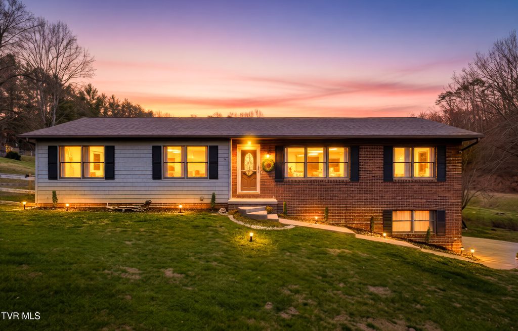 1201 Bermuda Drive, Kingsport, TN 37660