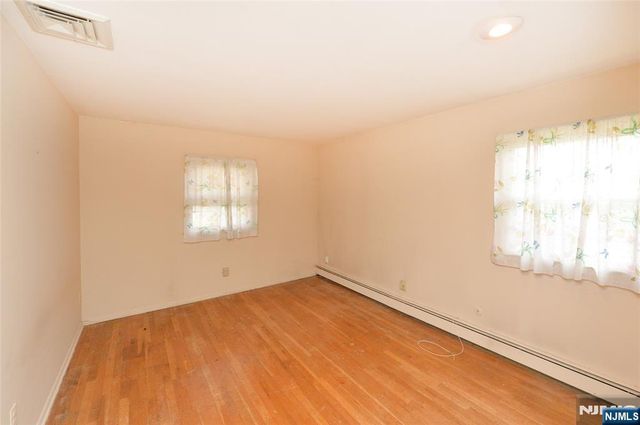 5-10 Dorothy Street, Fair Lawn, NJ 07410