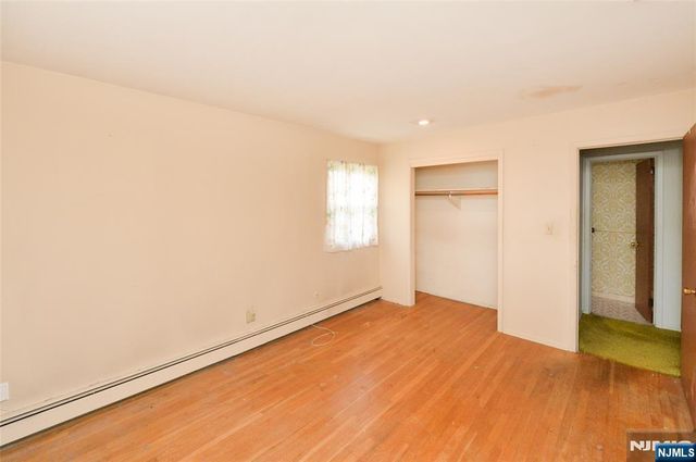 5-10 Dorothy Street, Fair Lawn, NJ 07410