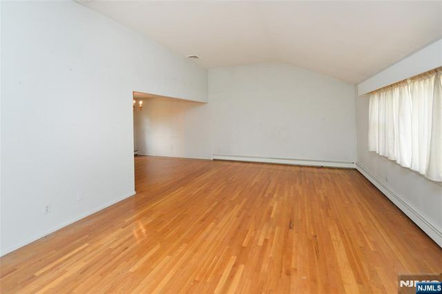 5-10 Dorothy Street, Fair Lawn, NJ 07410