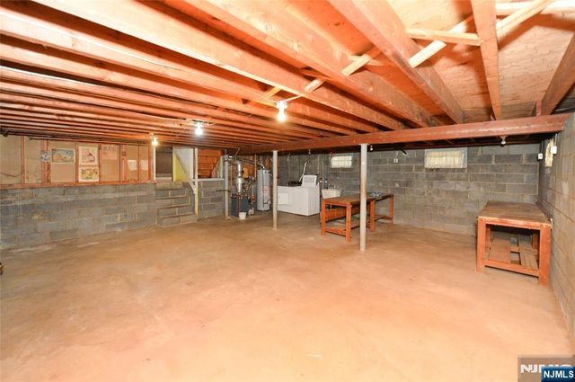 5-10 Dorothy Street, Fair Lawn, NJ 07410