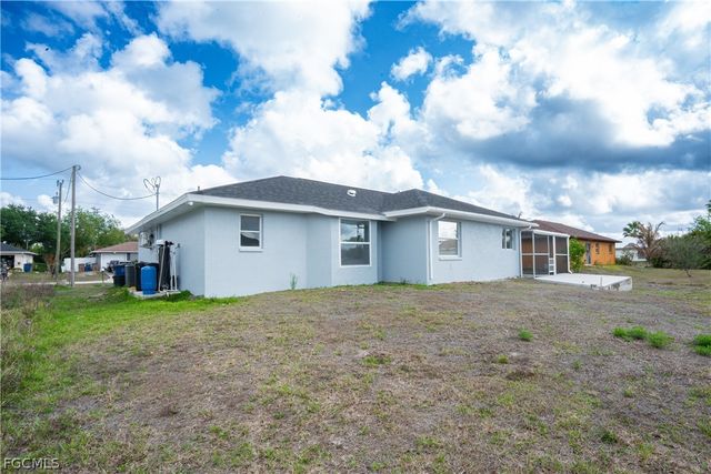 3729 13th ST W, Lehigh Acres, FL 33971
