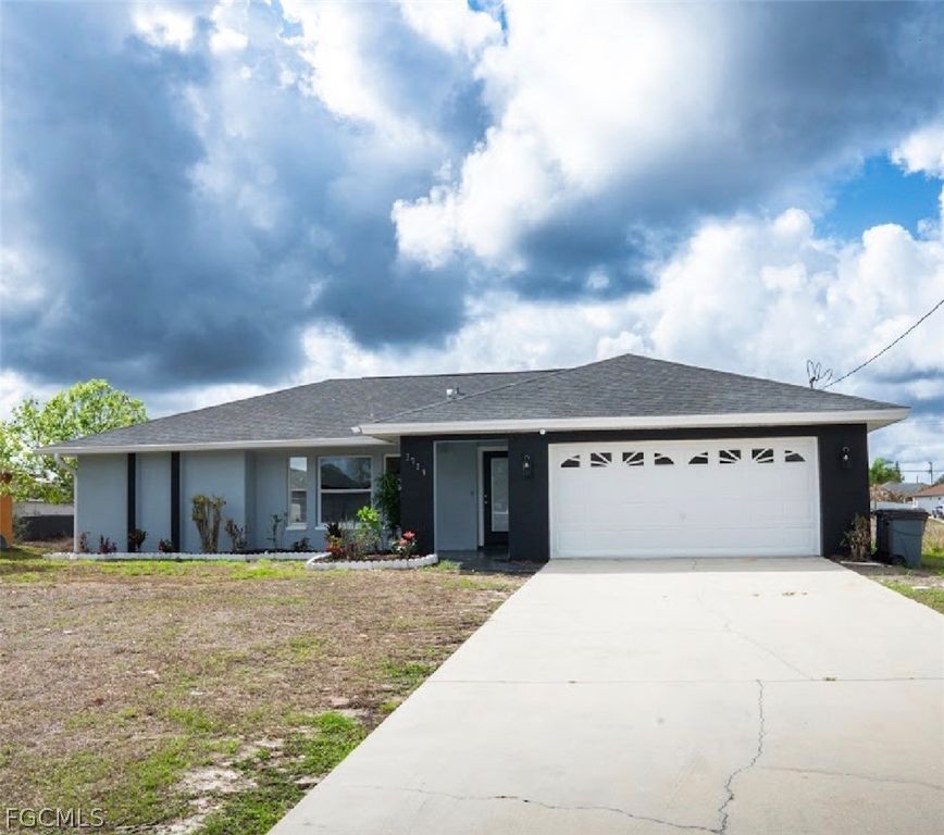 3729 13th ST W, Lehigh Acres, FL 33971