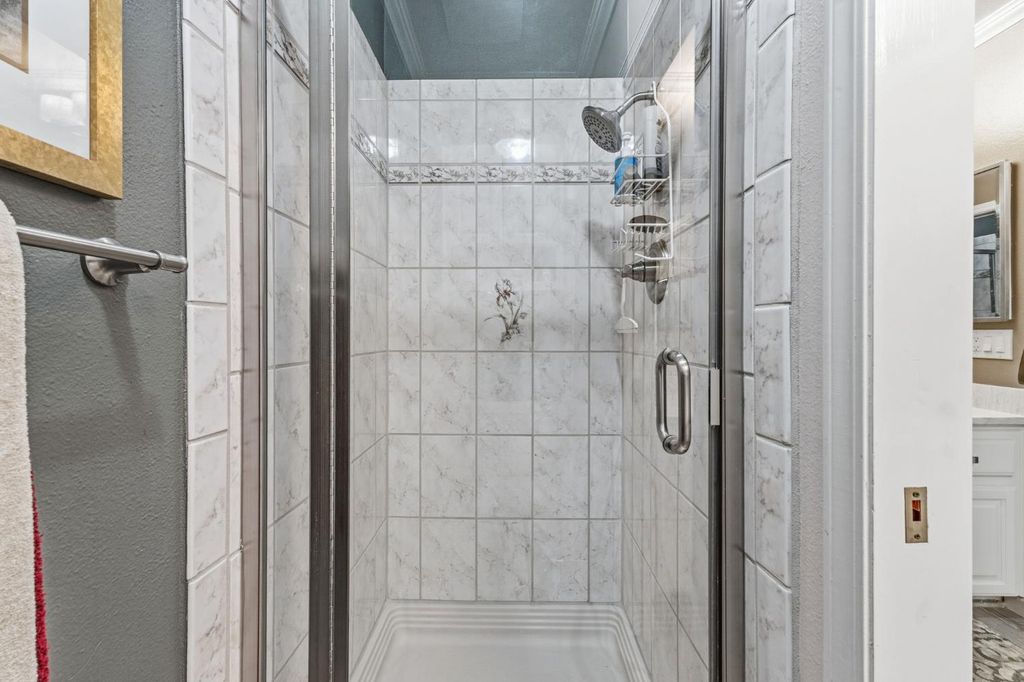 Image 14 of property listing at 474 E Alluvial Avenue # 181, Fresno, CA 93720