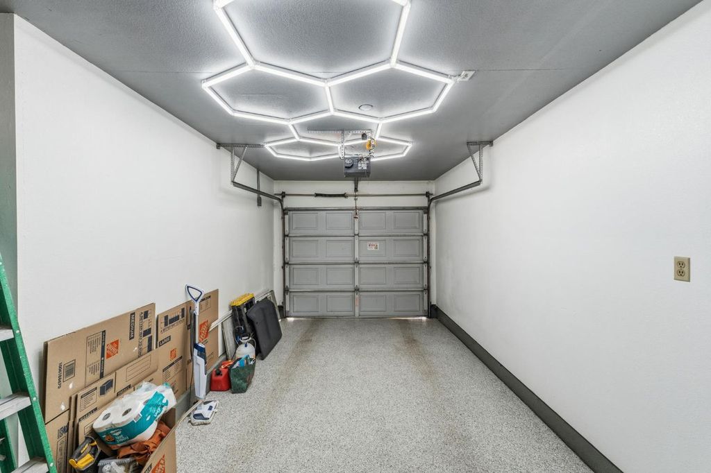 Image 17 of property listing at 474 E Alluvial Avenue # 181, Fresno, CA 93720