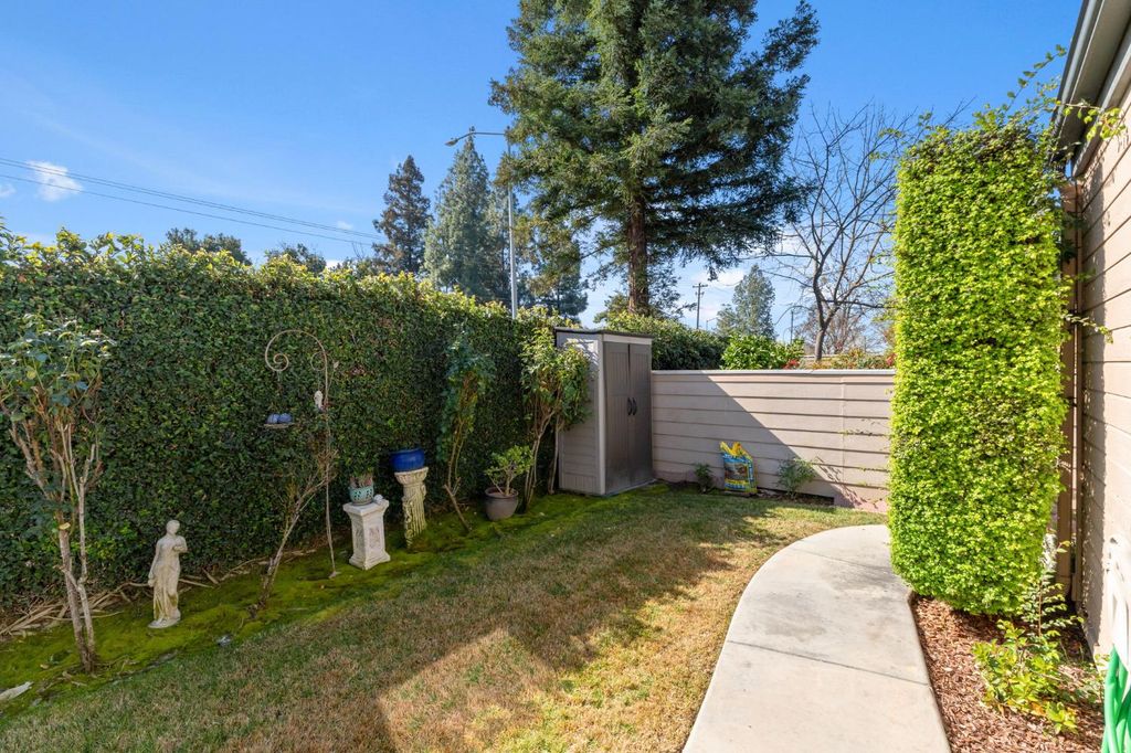 Image 24 of property listing at 474 E Alluvial Avenue # 181, Fresno, CA 93720