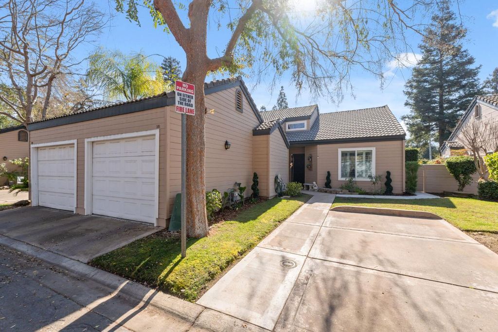 Image 28 of property listing at 474 E Alluvial Avenue # 181, Fresno, CA 93720