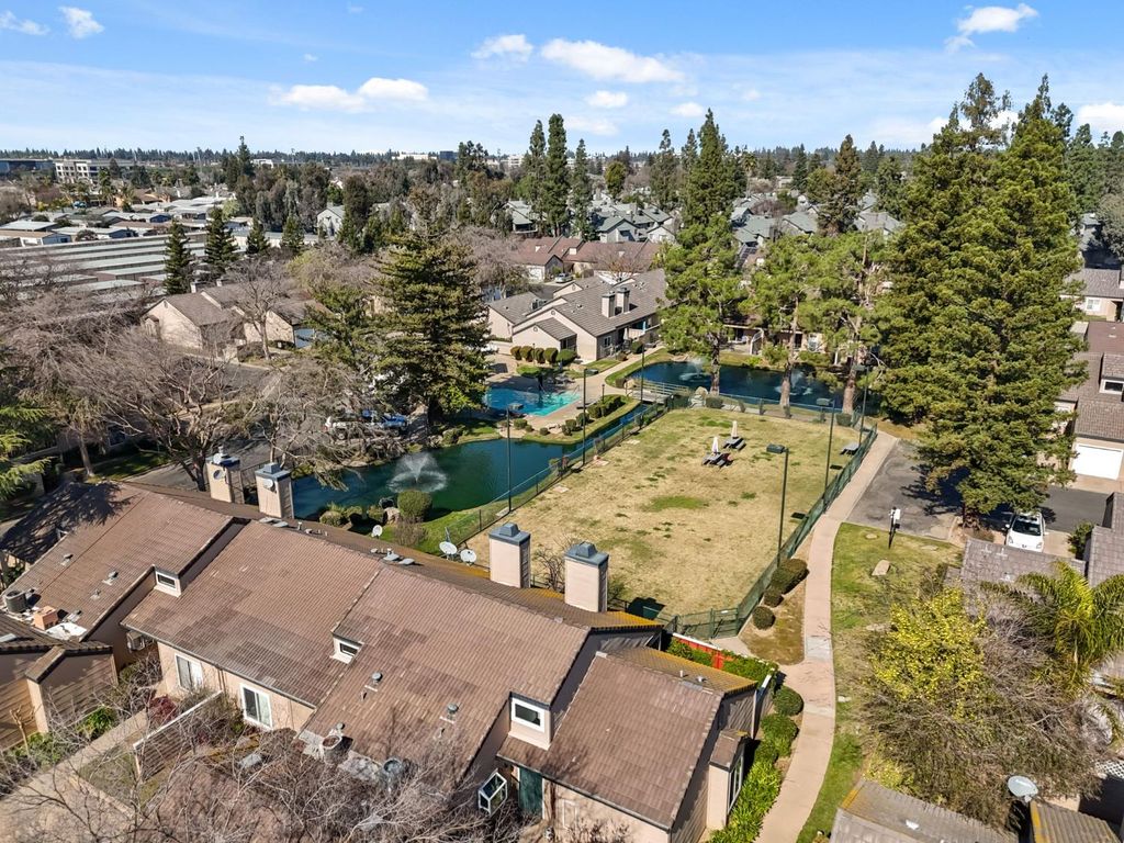 Image 30 of property listing at 474 E Alluvial Avenue # 181, Fresno, CA 93720